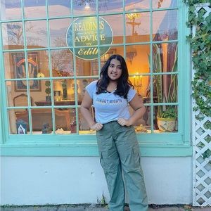 Meet your Posher, Saina